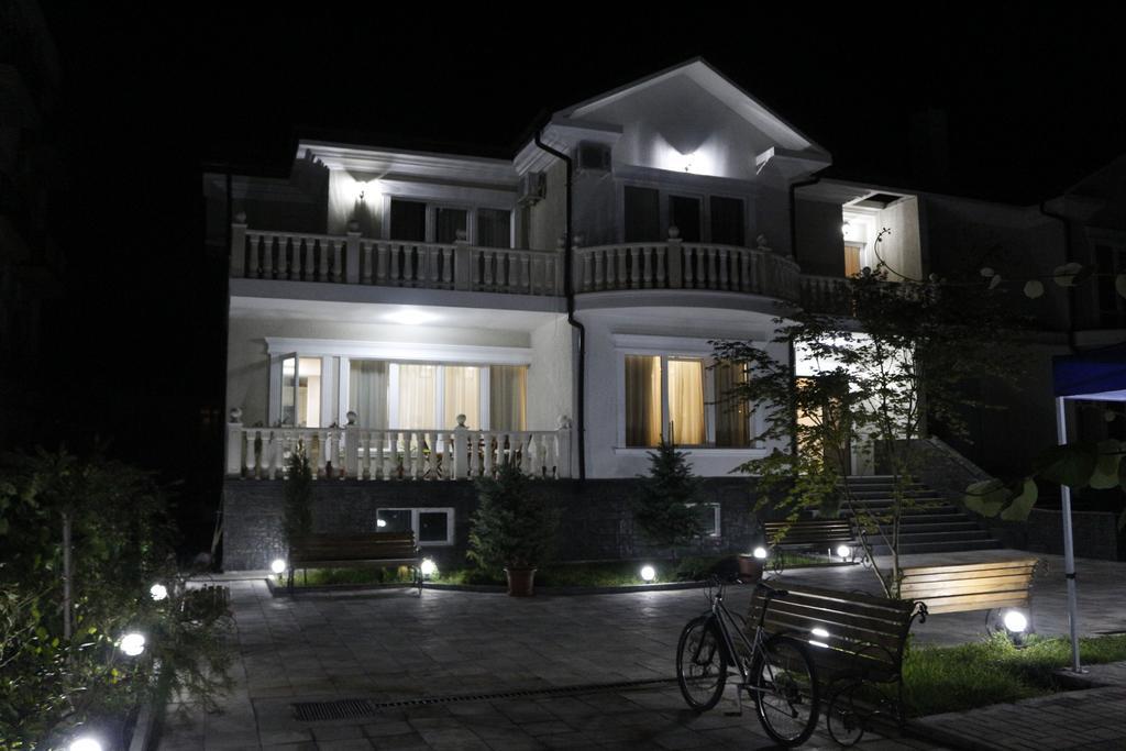 Guest House Sofia Kobuleti Eksteriør bilde