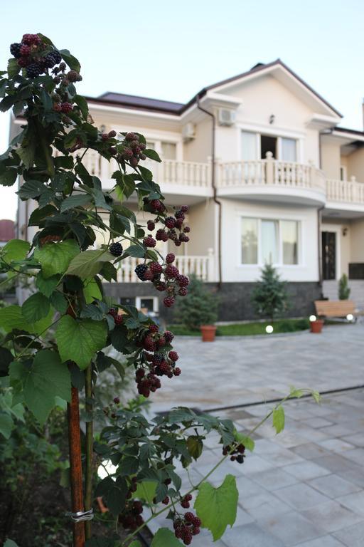 Guest House Sofia Kobuleti Eksteriør bilde